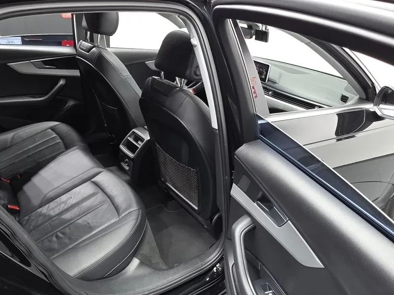 Audi A4 2.0 TFSI Premium - САМО 30% АВАНС, снимка 11 - Автомобили и джипове - 56253850