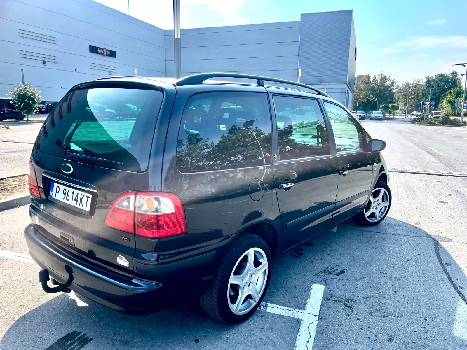 Ford Galaxy 1.9TDi / 131к.с - изображение 7