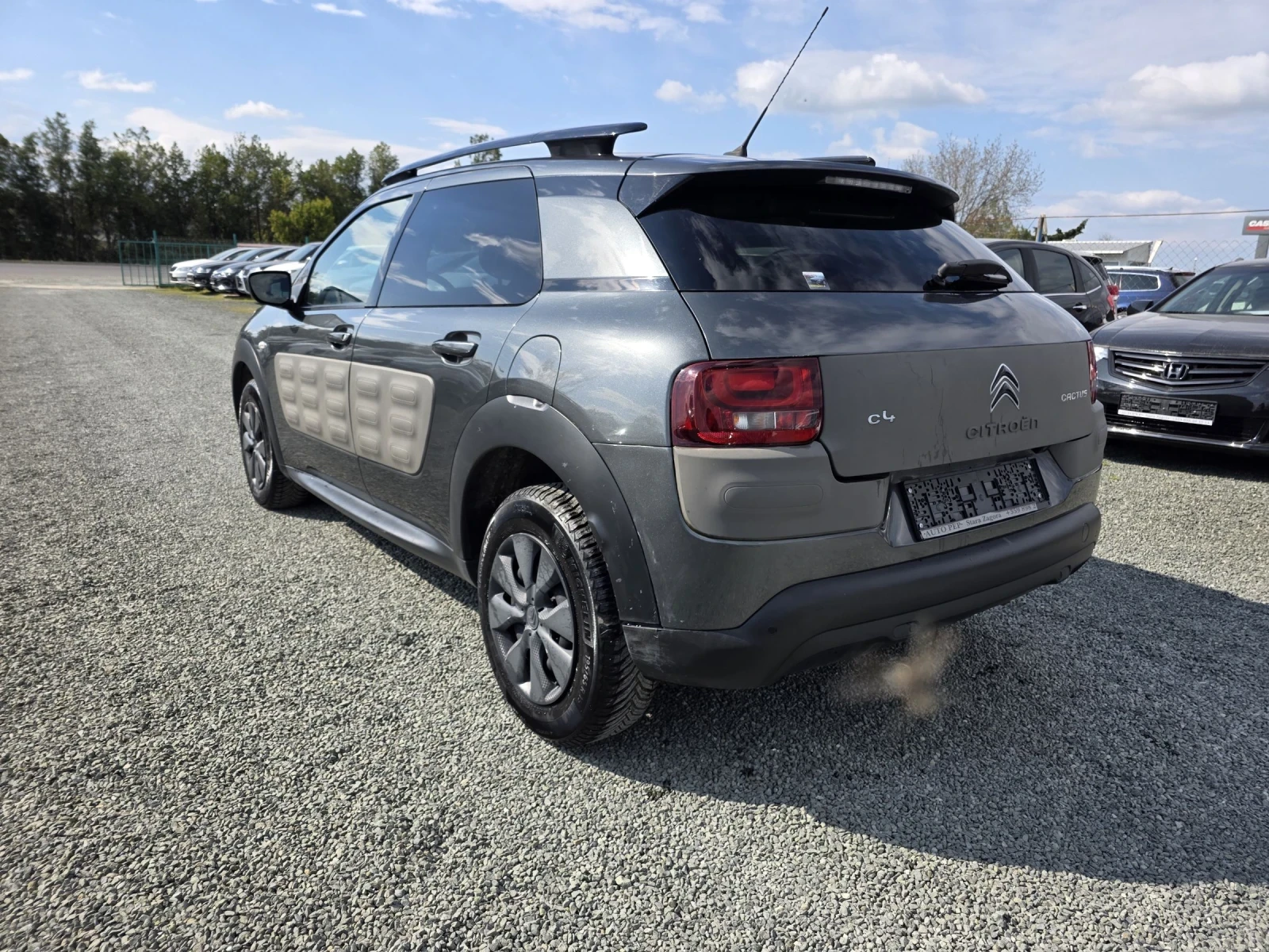 Citroen C4 Cactus 1.6HDI, снимка 7 - Автомобили и джипове - 53801535