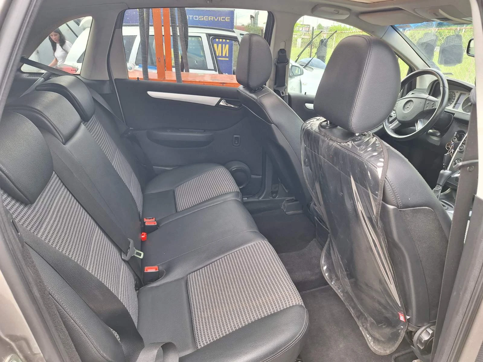 Mercedes-Benz B 200  - изображение 9