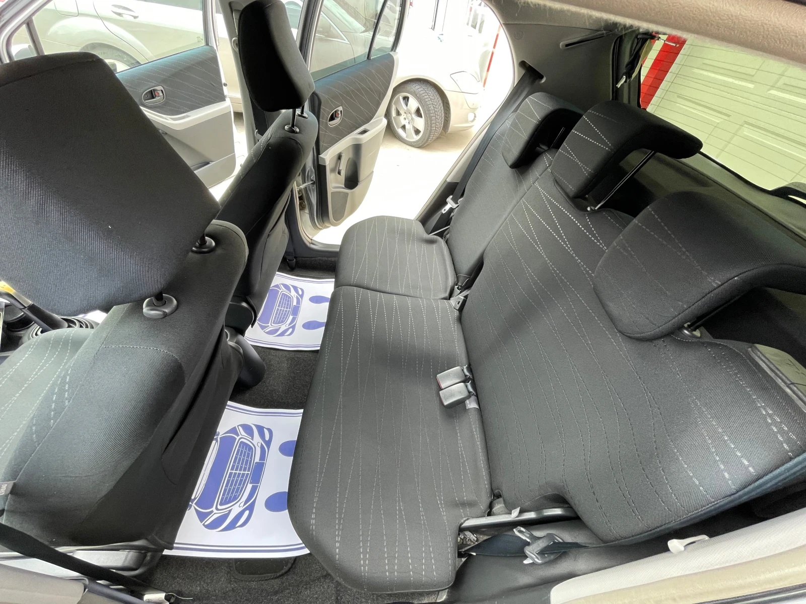 Toyota Yaris 1.3 VVT-i | Mobile.bg — изображение 13