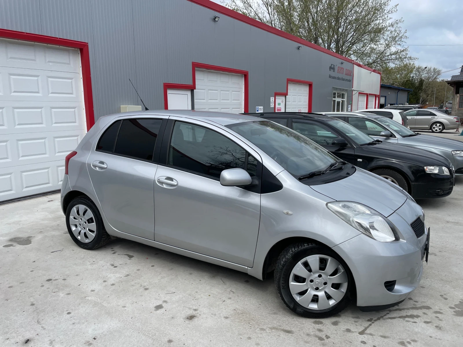 Toyota Yaris 1.3 VVT-i | Mobile.bg — изображение 4