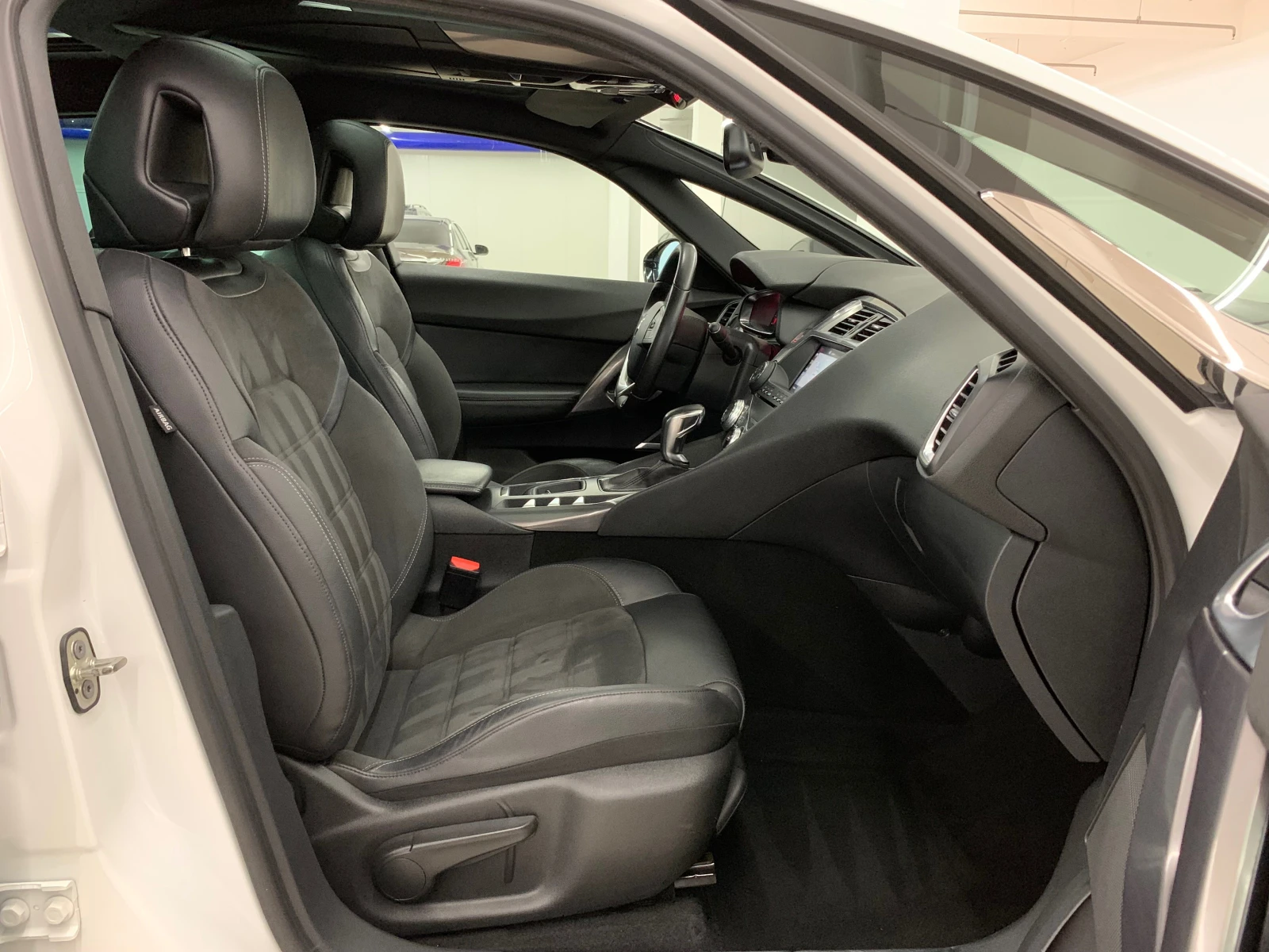 Citroen DS5 2.0HDI 180.. #PANORAMA#CAMERA#KeyLess# | Mobile.bg   13