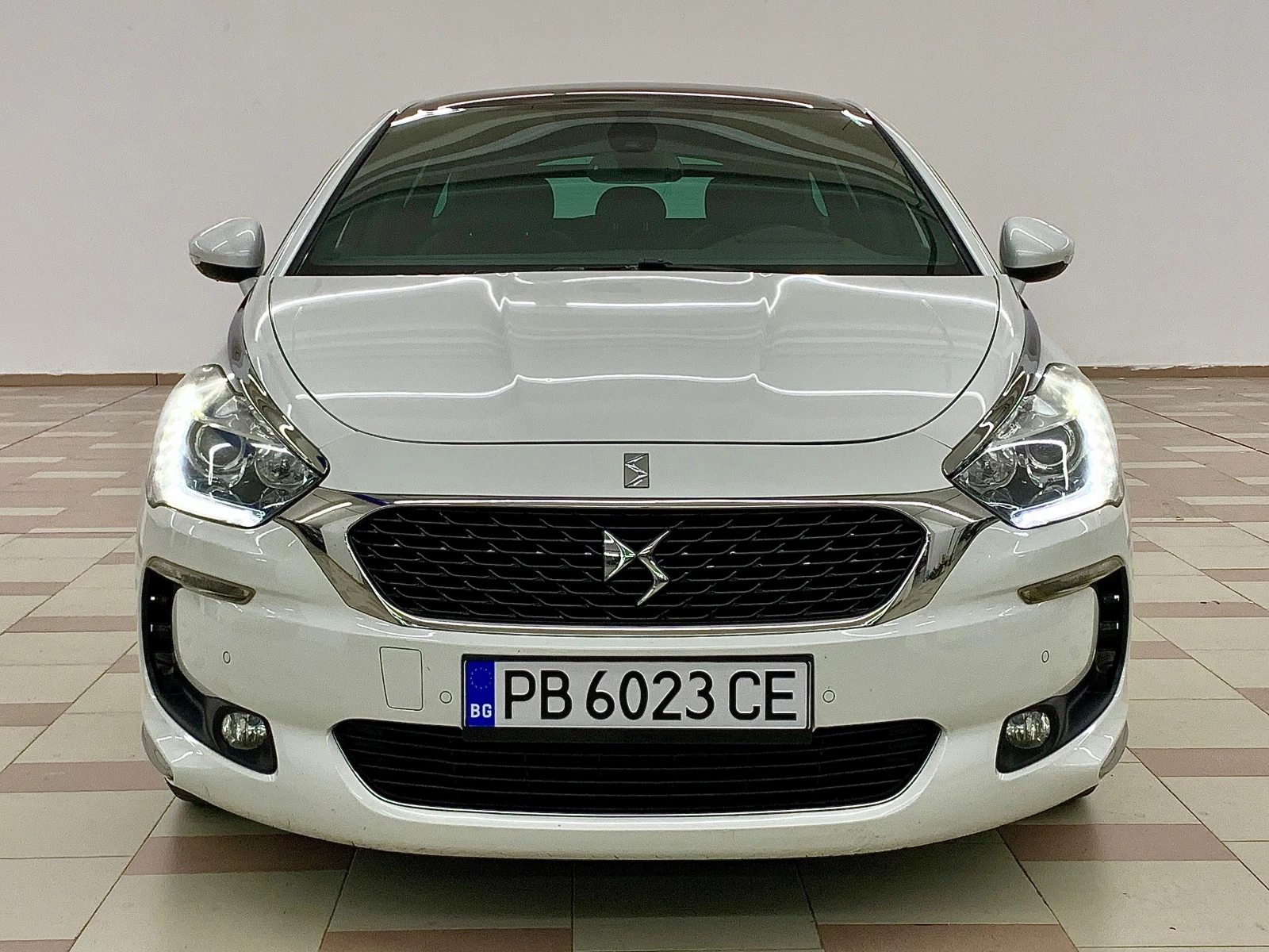 Citroen DS5 2.0HDI 180к.с. #PANORAMA#CAMERA#KeyLess# - изображение 5