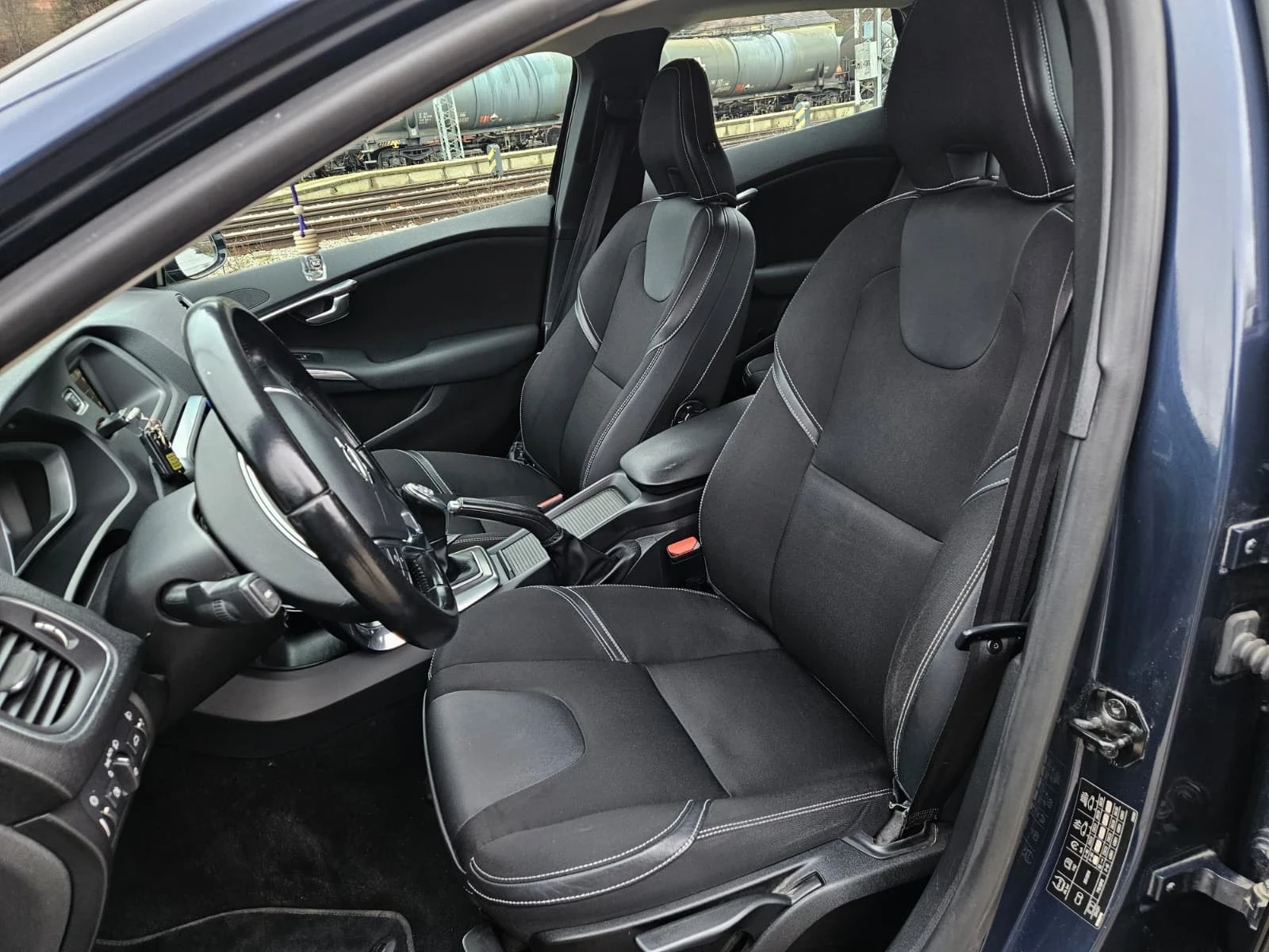 Volvo V40 1.6 D2 MOMENTUM | Mobile.bg   8