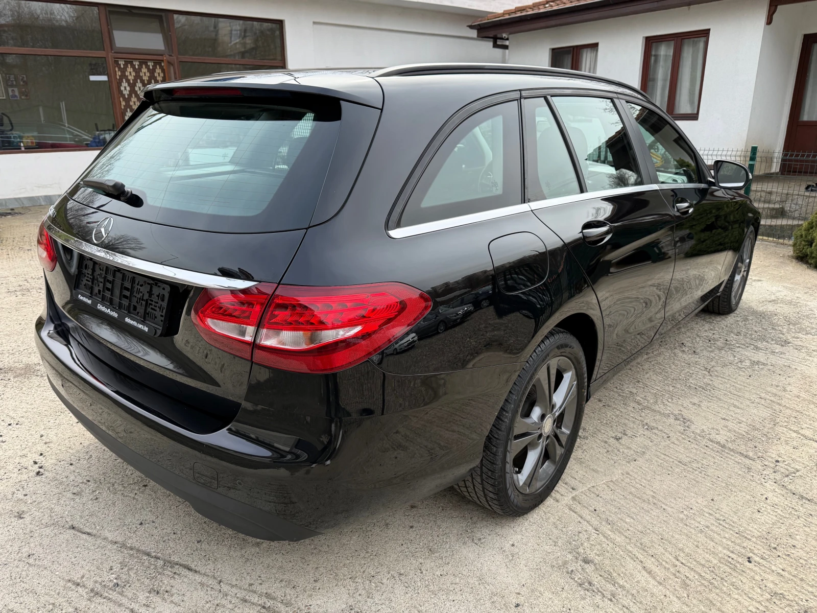 Mercedes-Benz C 220  CDI  - изображение 4