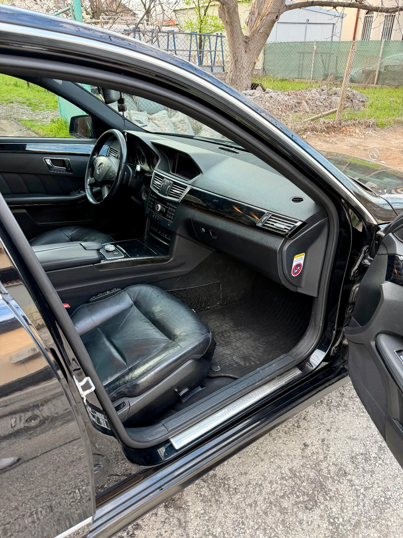 Mercedes-Benz E 350, снимка 9 - Автомобили и джипове - 53988343