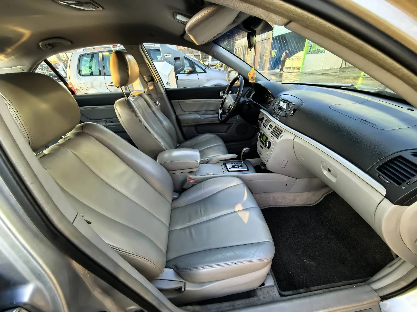 Hyundai Sonata 2.4, снимка 10 - Автомобили и джипове - 54415060