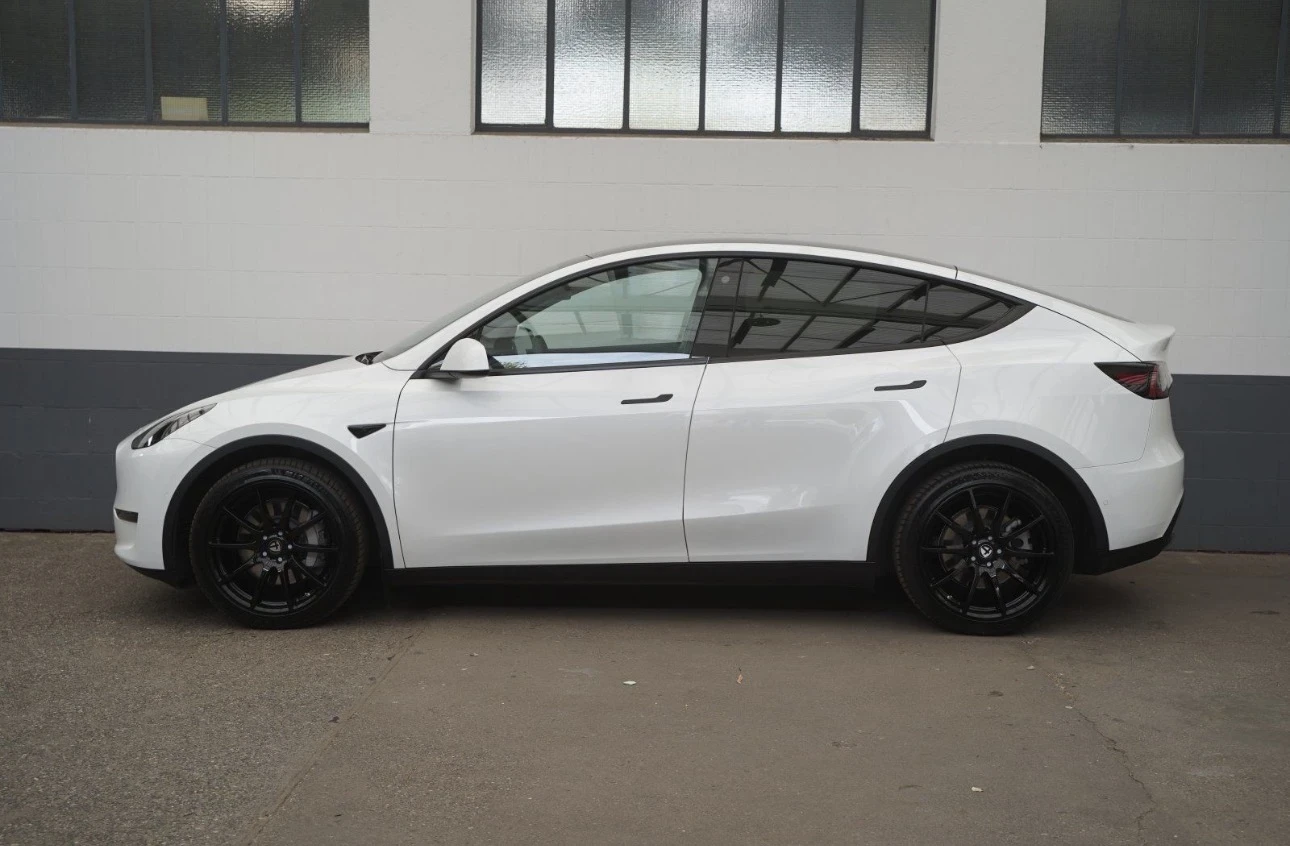 Tesla Model Y Long AWD SOH : 93.7 | Mobile.bg � ����������� 3