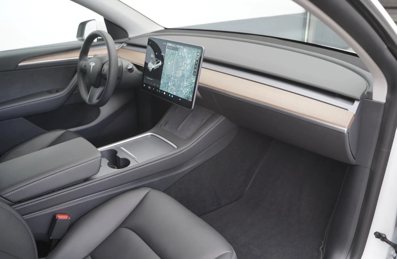 Tesla Model Y Long AWD SOH : 93.7 | Mobile.bg � ����������� 12