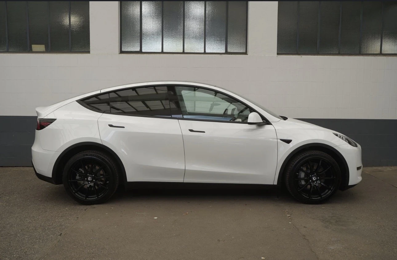 Tesla Model Y Long AWD SOH : 93.7 | Mobile.bg � ����������� 14