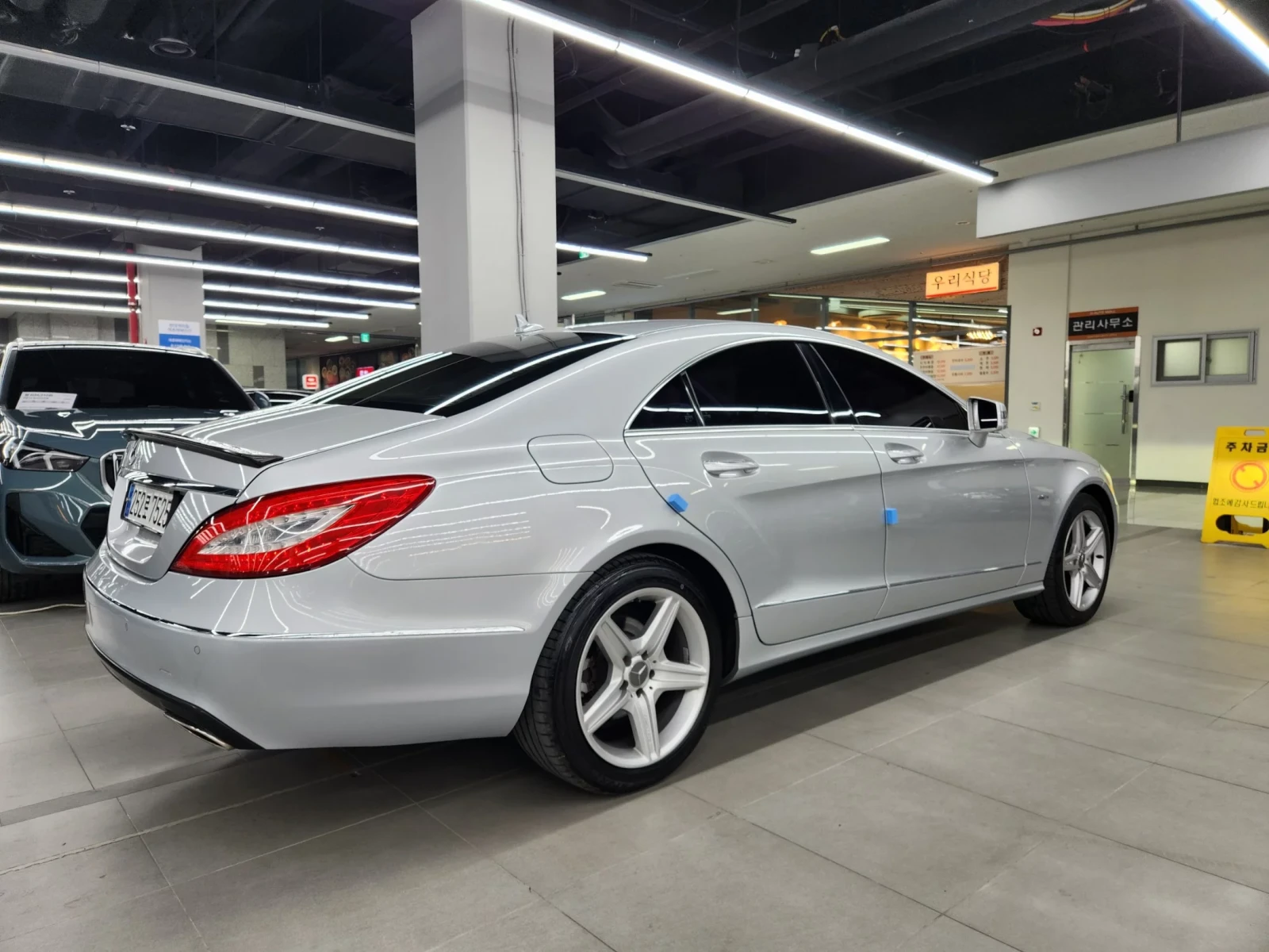 Mercedes-Benz CLS 350 * ��������� * ������ * AMBIENT | Mobile.bg � ����������� 11
