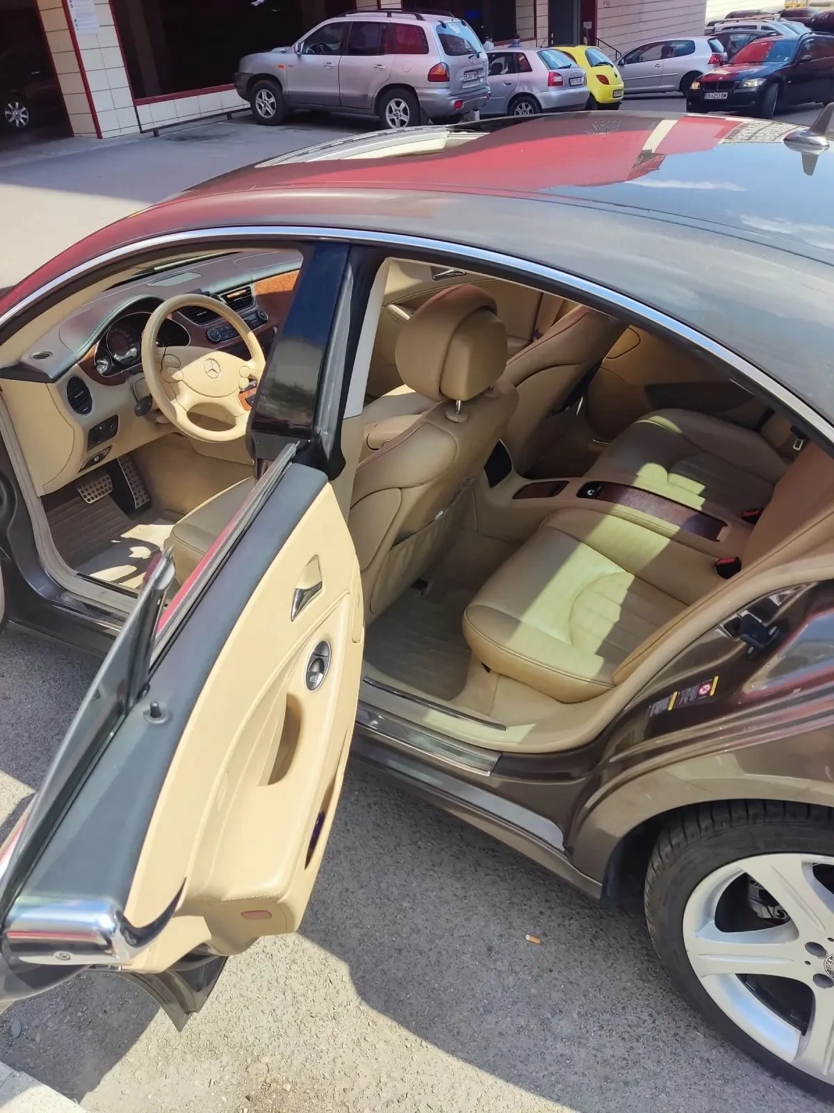 Mercedes-Benz CLS 320, снимка 4 - Автомобили и джипове - 54509373