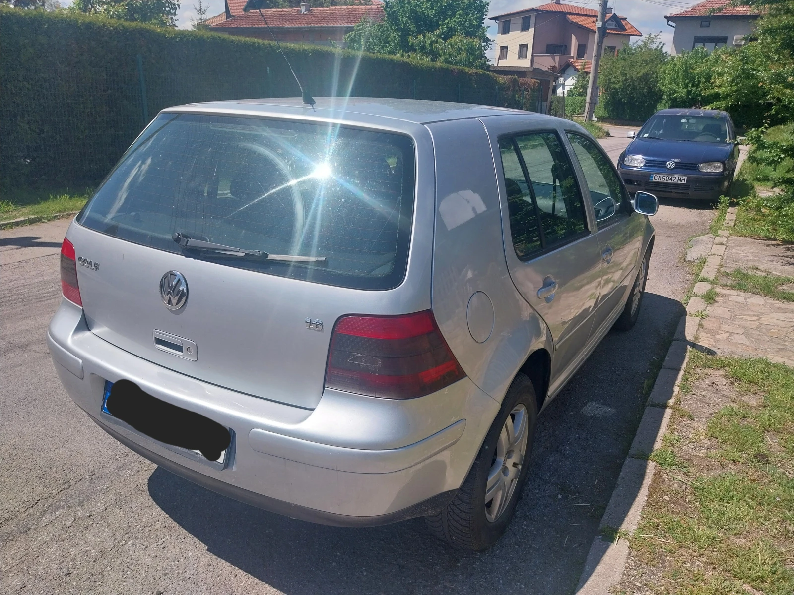 VW Golf 1.6клима  гаражен , снимка 5 - Автомобили и джипове - 54612379