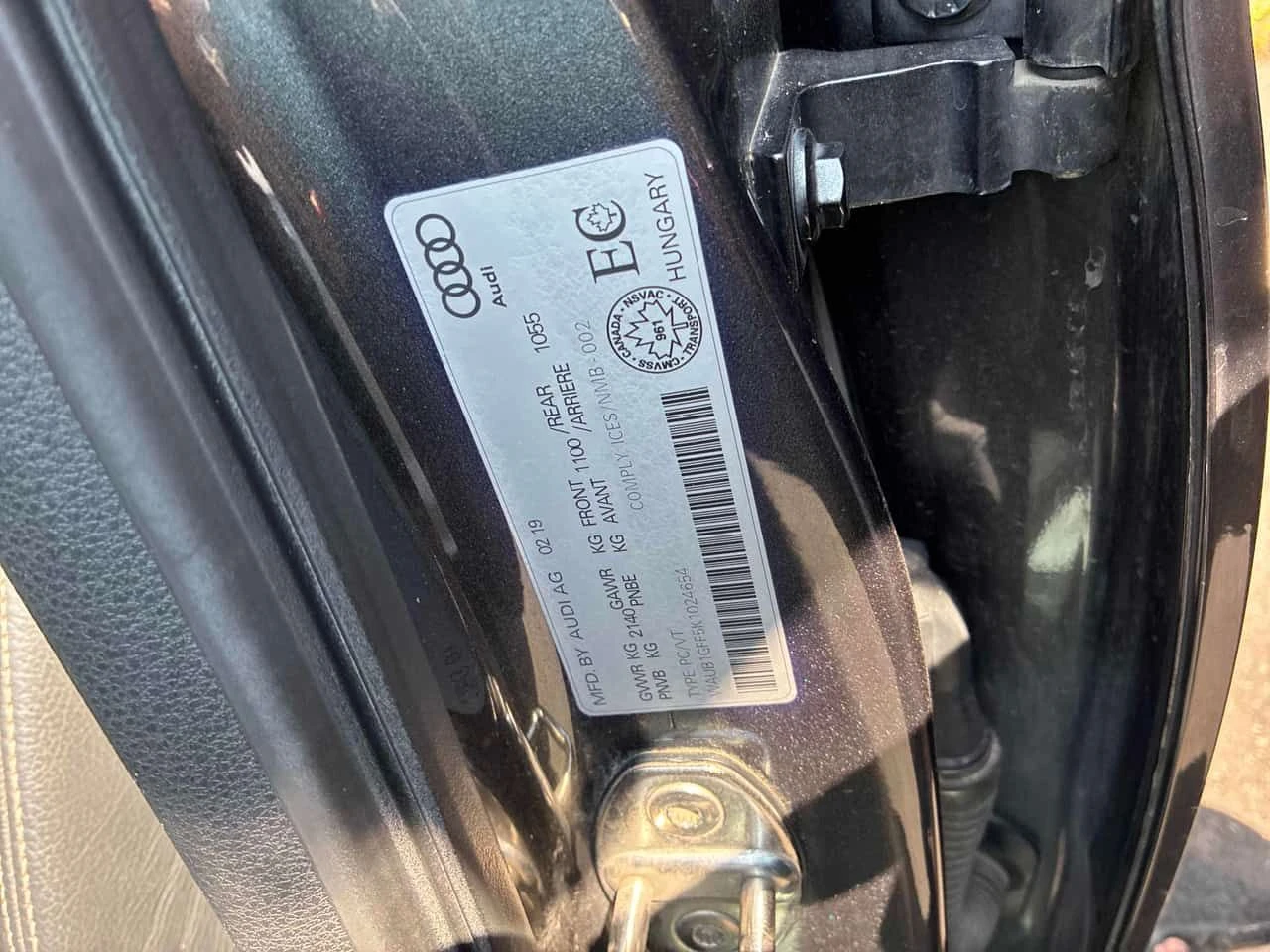 Audi S3 * Progressiv * CARFAX * БЕЗ ПЪРВОНАЧАЛНА ВНОСКА, снимка 10 - Автомобили и джипове - 55343796