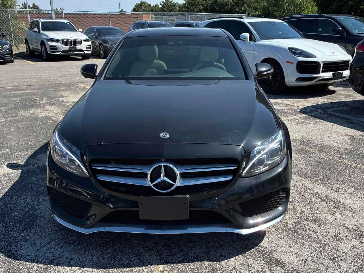 Mercedes-Benz C 300 360КАМЕРИ* ДВА КЛЮЧА* АВТОКРЕДИТ* , снимка 6 - Автомобили и джипове - 55479728