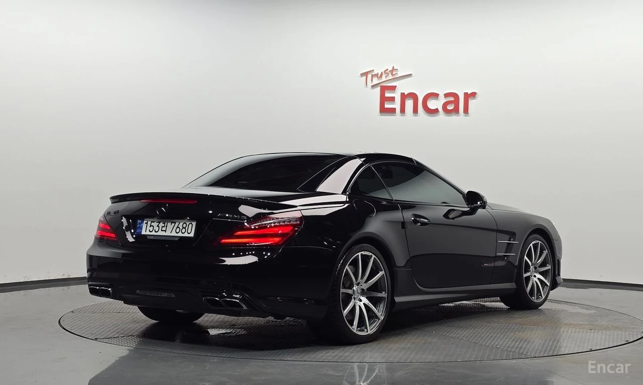 Mercedes-Benz SL 63 AMG BANG* OLUFSEN* ОБДУХВАНЕ* 360КАМЕРА* МАСАЖ* , снимка 2 - Автомобили и джипове - 55729740