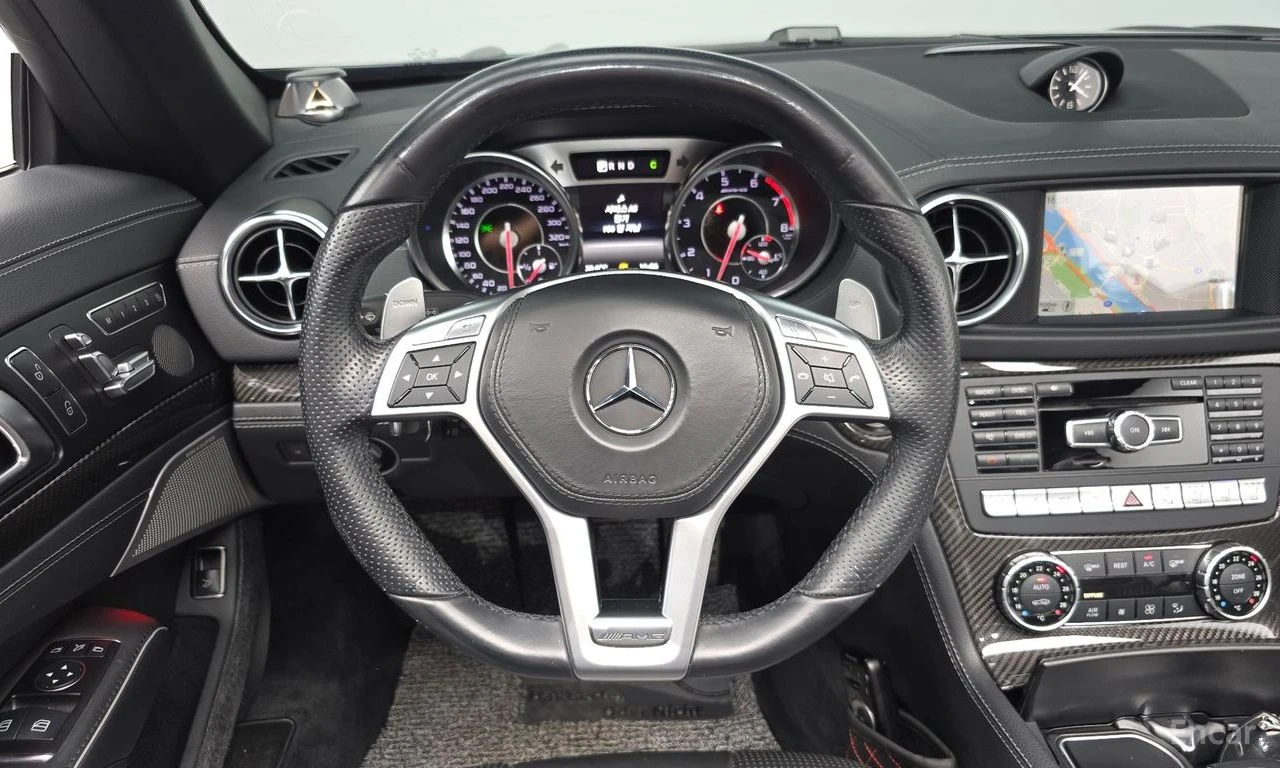 Mercedes-Benz SL 63 AMG BANG* OLUFSEN* ОБДУХВАНЕ* 360КАМЕРА* МАСАЖ* , снимка 8 - Автомобили и джипове - 55729740