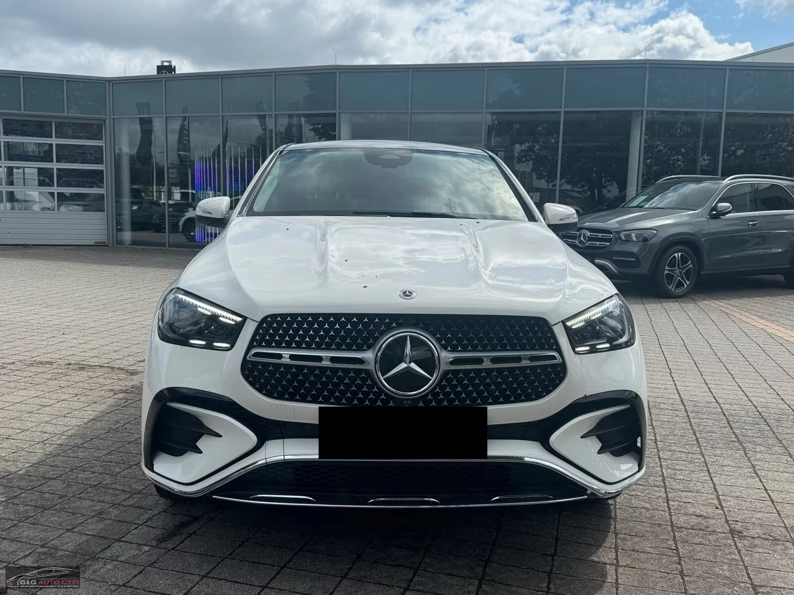 Mercedes-Benz GLE 450 d/COUPE/AMG PRIMUM+ /360/PANO/DISTR/BURM/833z, снимка 2 - Автомобили и джипове - 55798895