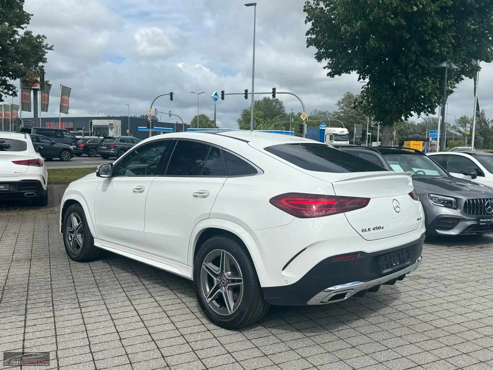 Mercedes-Benz GLE 450 d/COUPE/AMG PRIMUM+ /360/PANO/DISTR/BURM/833z, снимка 5 - Автомобили и джипове - 55798895