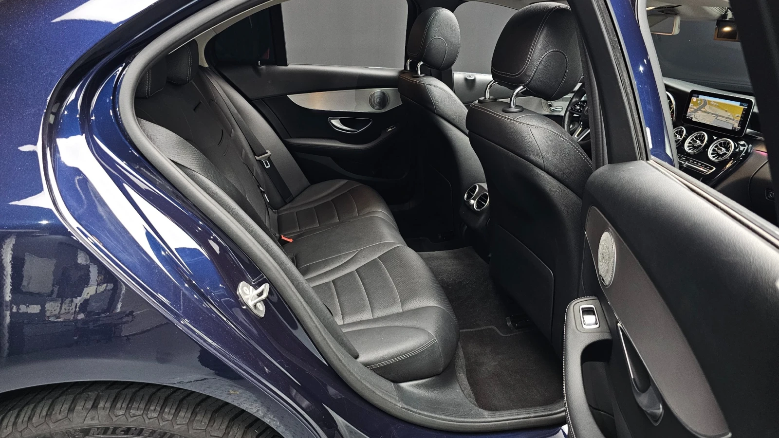 Mercedes-Benz C 200 ACC | Шибедах | Памет, снимка 9 - Автомобили и джипове - 56009602
