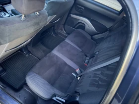 Mitsubishi Outlander 2.4i - 170 к.с / 4Х4 / ГАЗОВА УРЕДБА / 6+ 1 МЕСТА, снимка 12