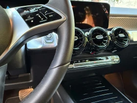 Mercedes-Benz GLB 200, снимка 11