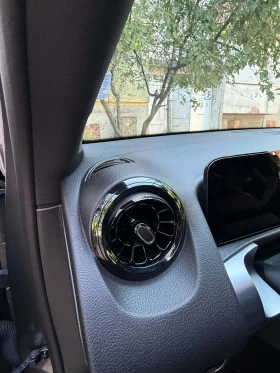 Mercedes-Benz GLB 200, снимка 17