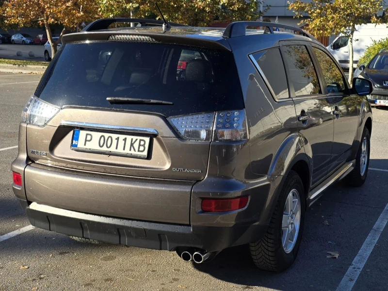 Mitsubishi Outlander 2.2 Di-D 4x4 , снимка 5 - Автомобили и джипове - 47888261