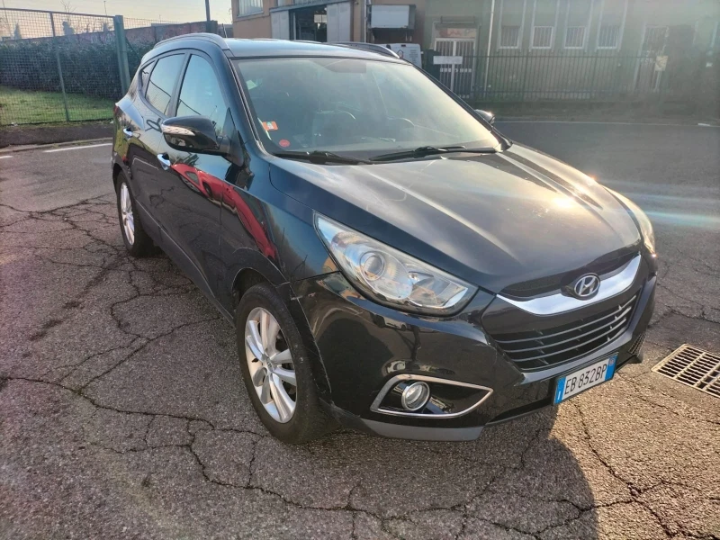 Hyundai IX35 2.0 CRDI 4x4, снимка 9 - Автомобили и джипове - 48378792