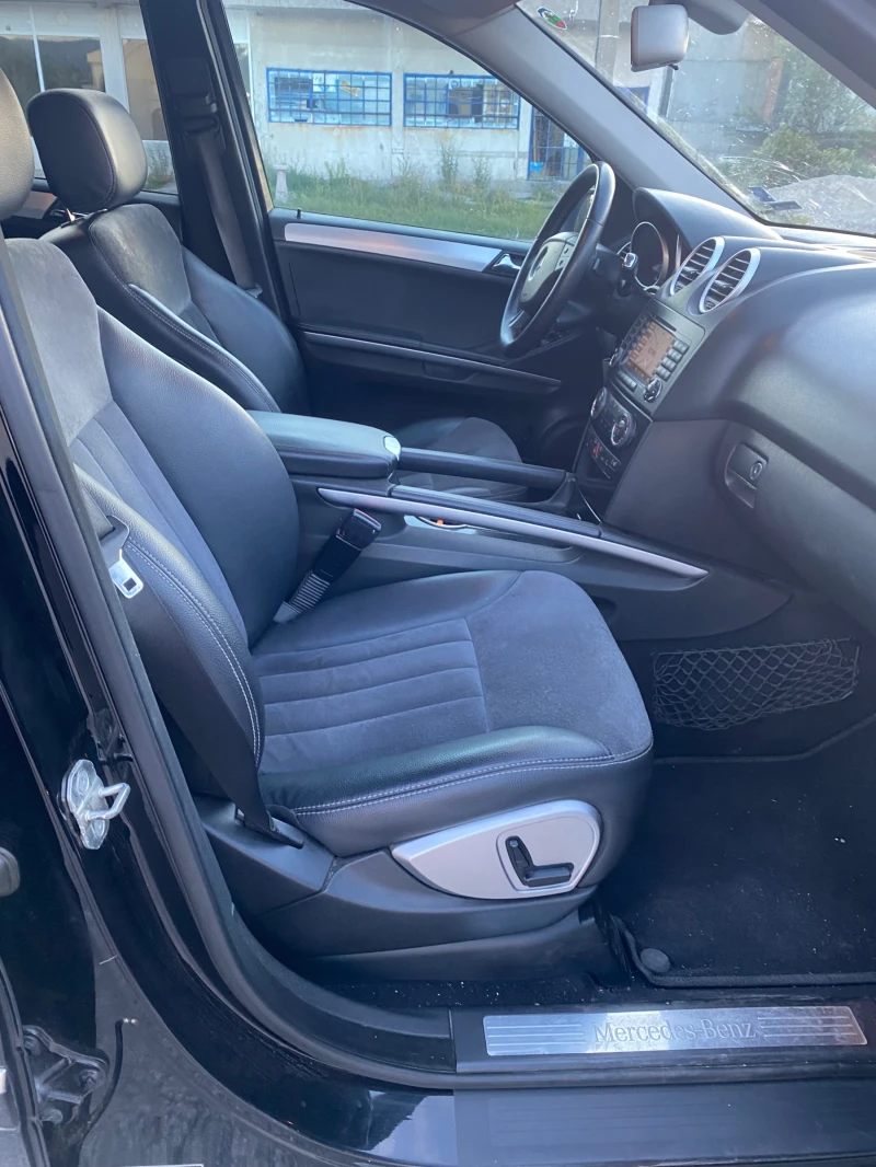 Mercedes-Benz ML 320, снимка 10 - Автомобили и джипове - 52182145