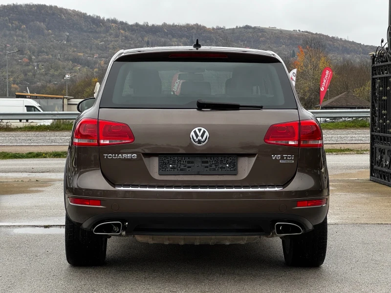 VW Touareg 3.0TDI 4Motion АВТОМАТ ИТАЛИЯ, снимка 4 - Автомобили и джипове - 52484814