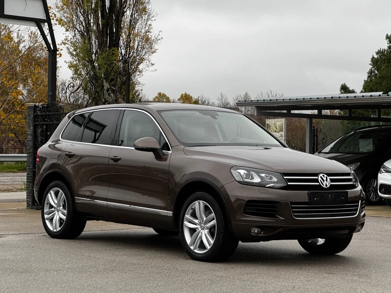 VW Touareg 3.0TDI 4Motion АВТОМАТ ИТАЛИЯ, снимка 7 - Автомобили и джипове - 52484814