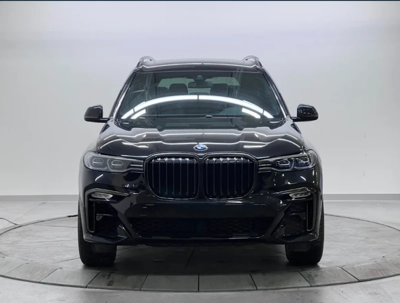 BMW X7 M SPORT PKG* PANO* 7 SEATS, снимка 2 - Автомобили и джипове - 53573028