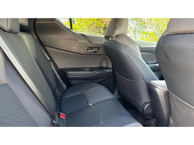 Toyota C-HR 2.0 HSD LOUNGE - изображение 7
