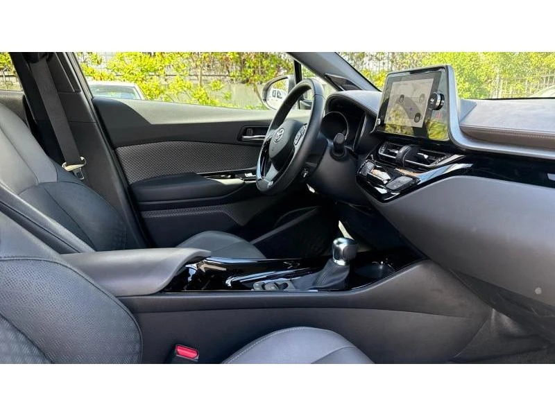 Toyota C-HR 2.0 HSD LOUNGE - изображение 6