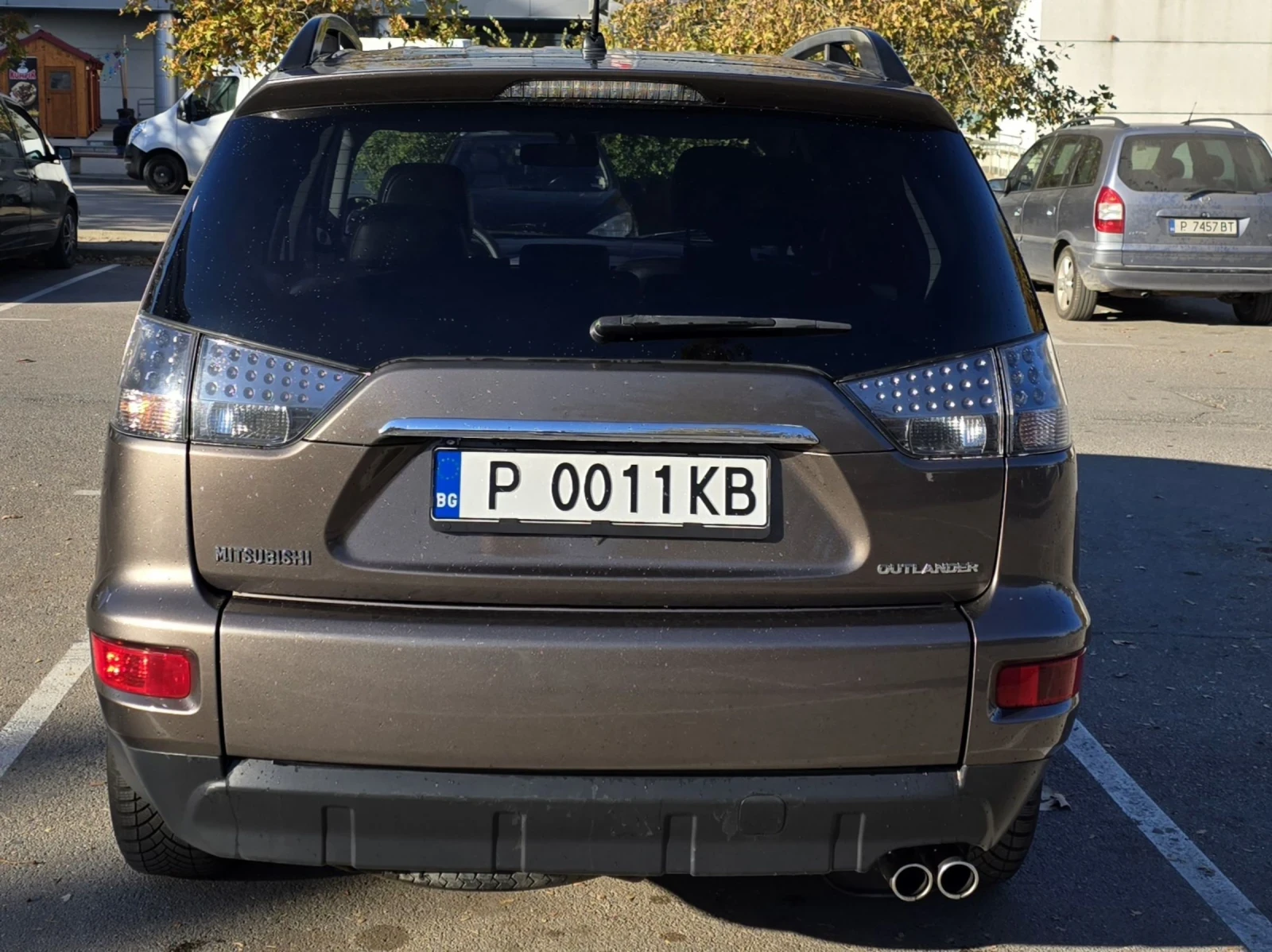 Mitsubishi Outlander 2.2 Di-D 4x4  - изображение 8