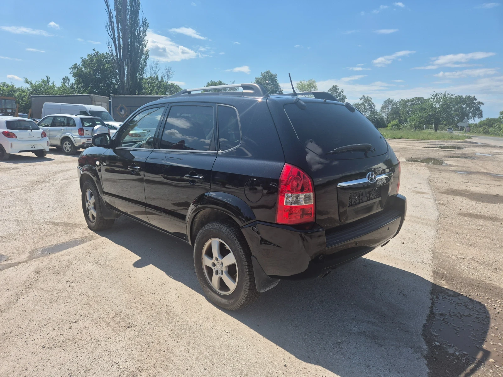 Hyundai Tucson 2.0 CRDI - изображение 6