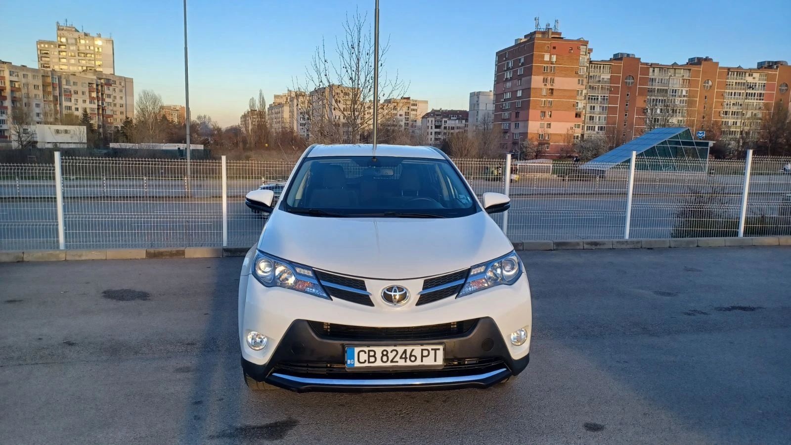 Toyota Rav4 Rav4 2.2 D4D-150к.с/4x4 - изображение 2