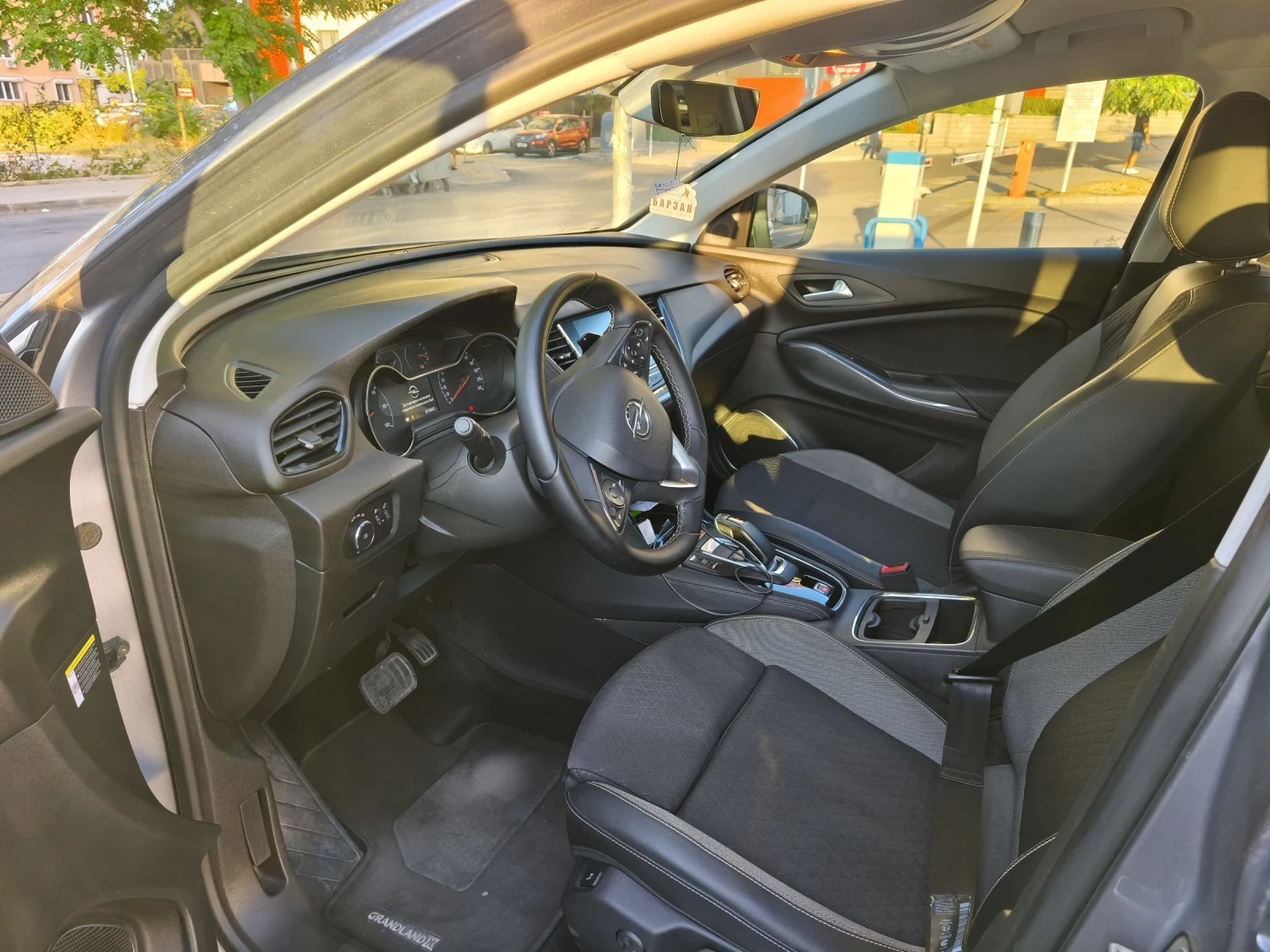 Opel Grandland X PLUG IN HYBRID - изображение 9