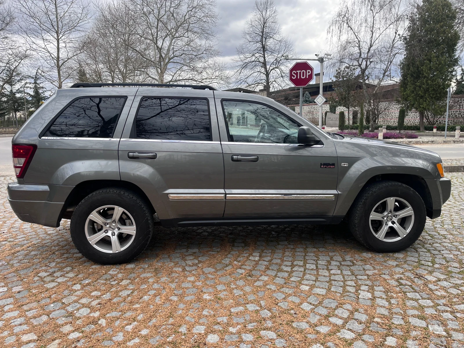 Jeep Grand cherokee 5.7 HEMI/LPG - изображение 5