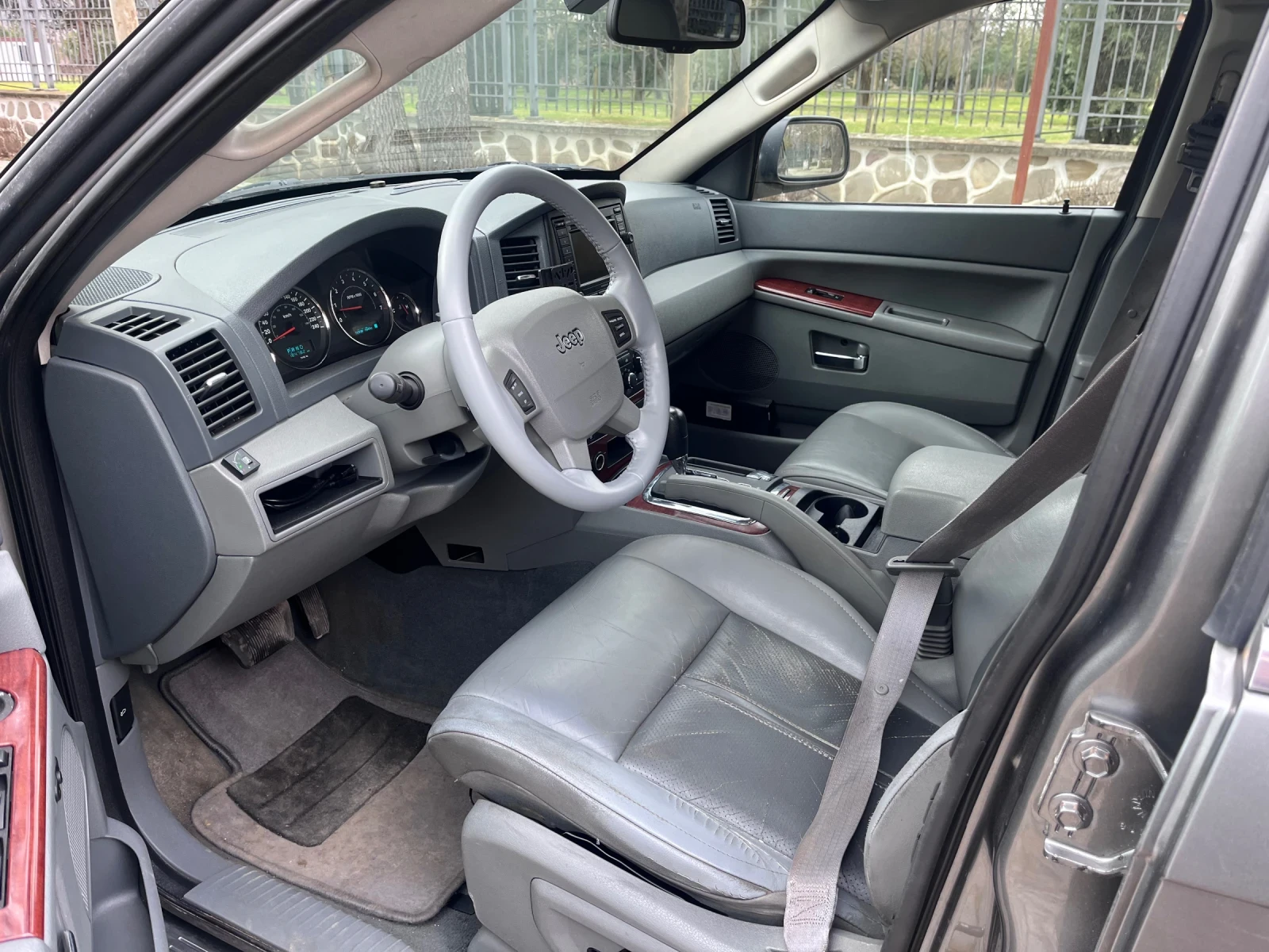 Jeep Grand cherokee 5.7 HEMI/LPG - изображение 9