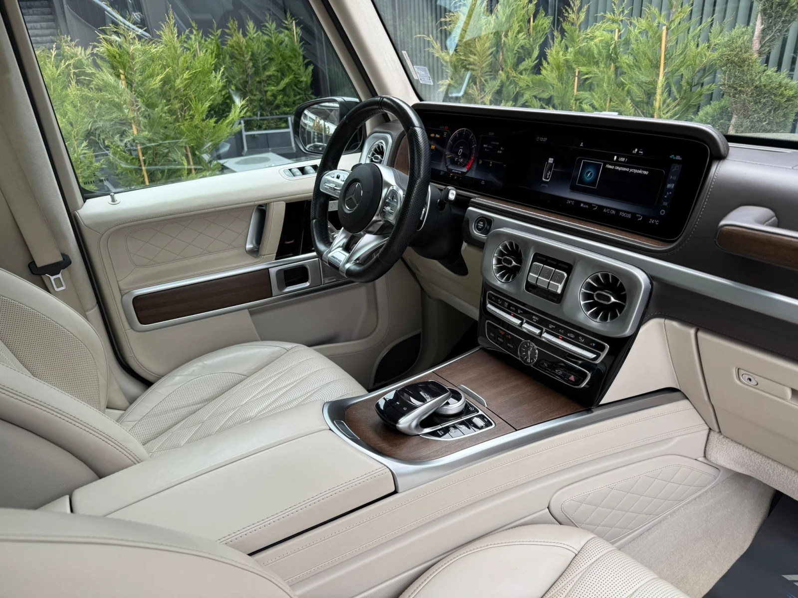 Mercedes-Benz G 63 AMG AMG/MANUFAKTUR/OLIVE MAGNO 2/, снимка 17 - Автомобили и джипове - 53911935