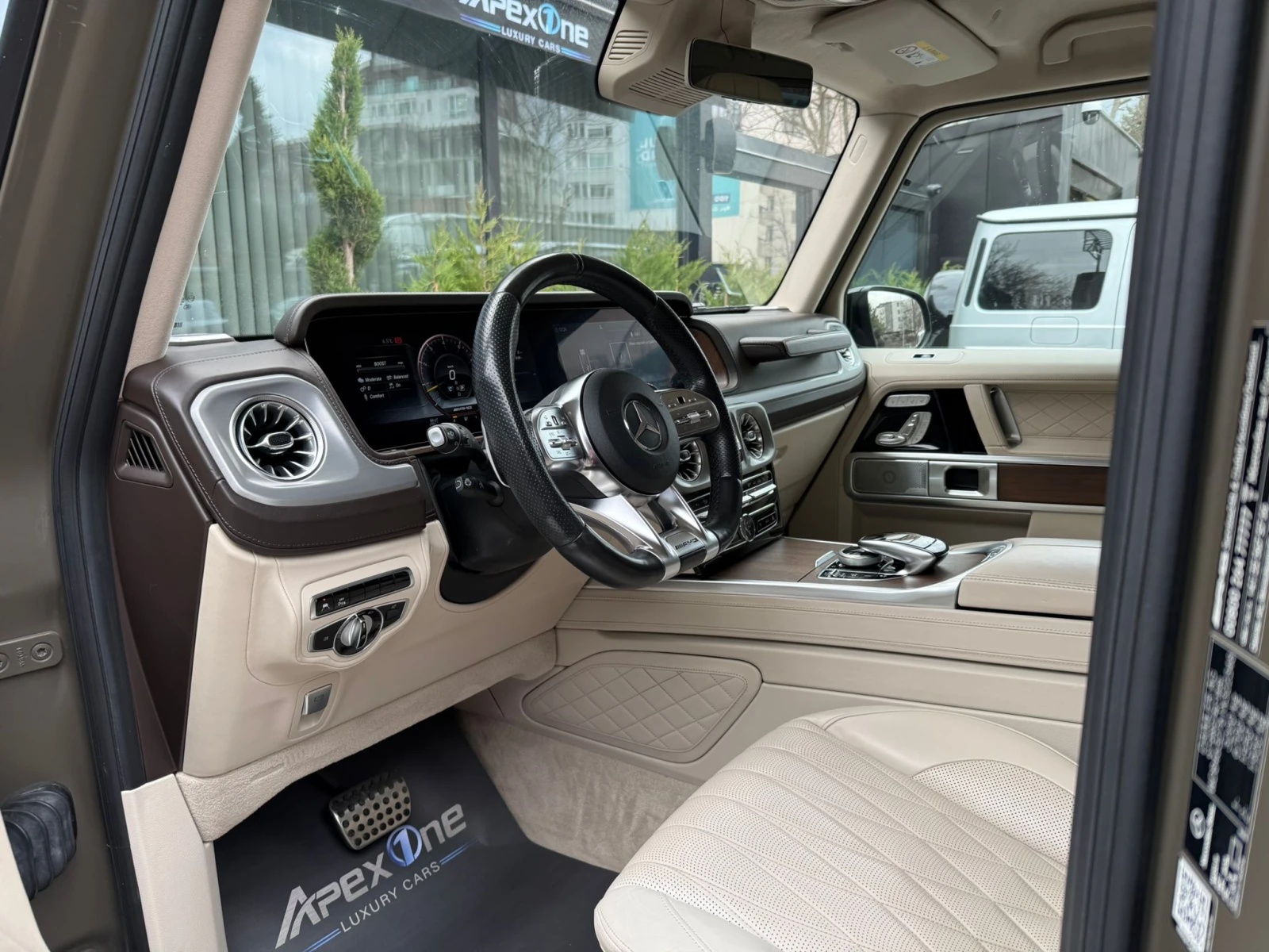 Mercedes-Benz G 63 AMG AMG/MANUFAKTUR/OLIVE MAGNO 2/, снимка 9 - Автомобили и джипове - 53911935