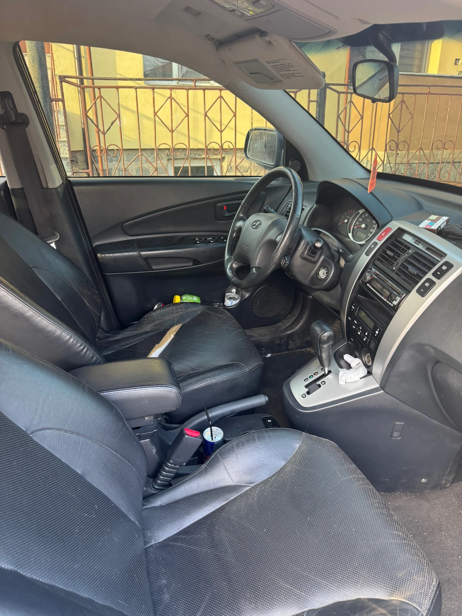 Hyundai Tucson 2.0 CRDI 4x4, снимка 3 - Автомобили и джипове - 54001041
