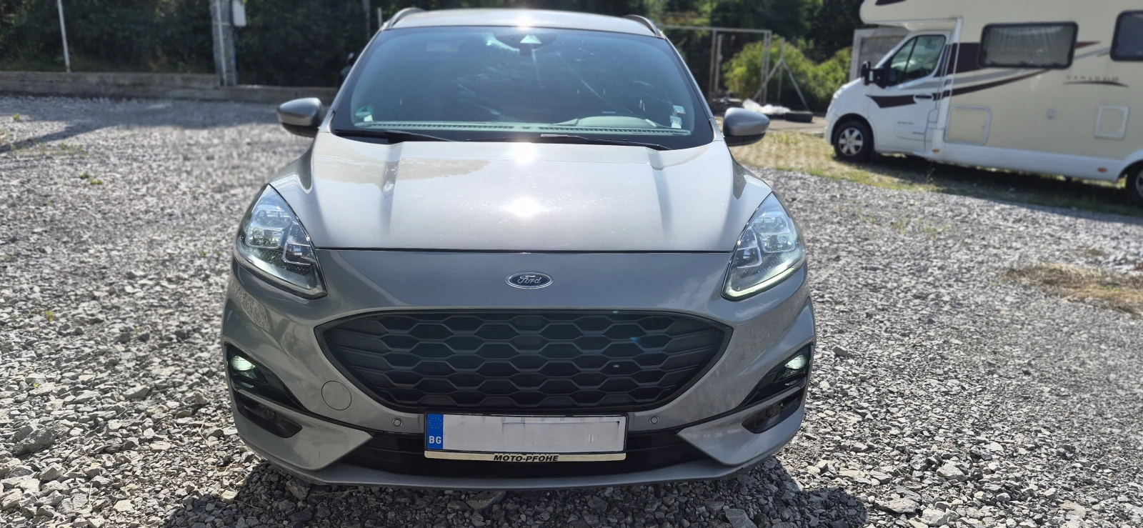 Ford Kuga 2.0EcoBlue ST-line 4WD, снимка 2 - Автомобили и джипове - 55400987