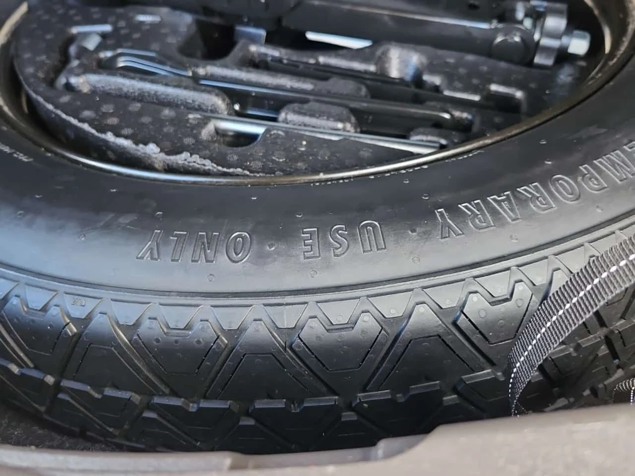 Mercedes-Benz GLS 450| 360 KAMEРИ| 7 МЕСТЕН| ПАНОРАМА| ПАМЕТ , снимка 16 - Автомобили и джипове - 54156597