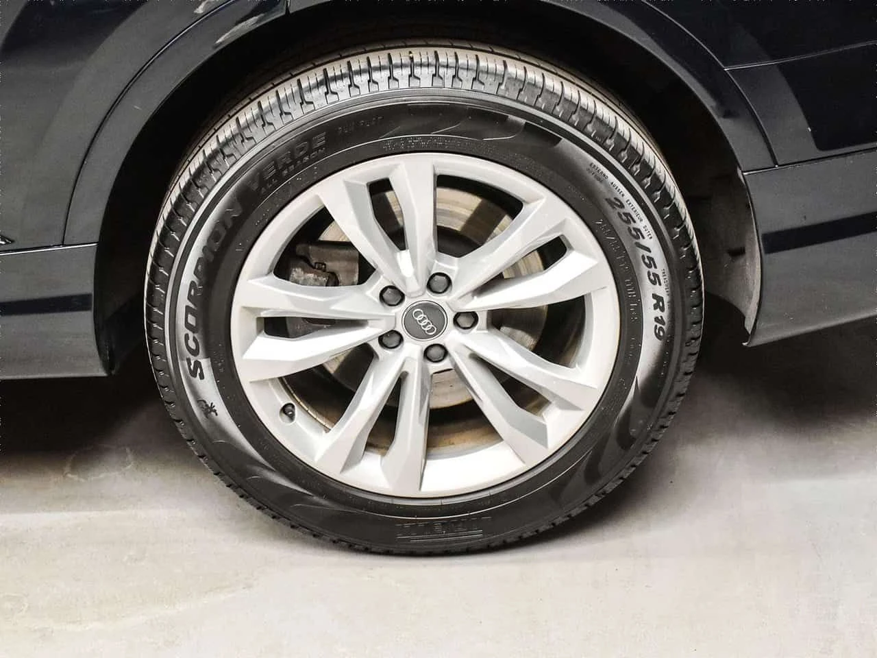 Audi Q7 PREMIUM| ОБДУХВАНЕ| ПАНОРАМА| АМБИЕНТ| 360| , снимка 6 - Автомобили и джипове - 54356687