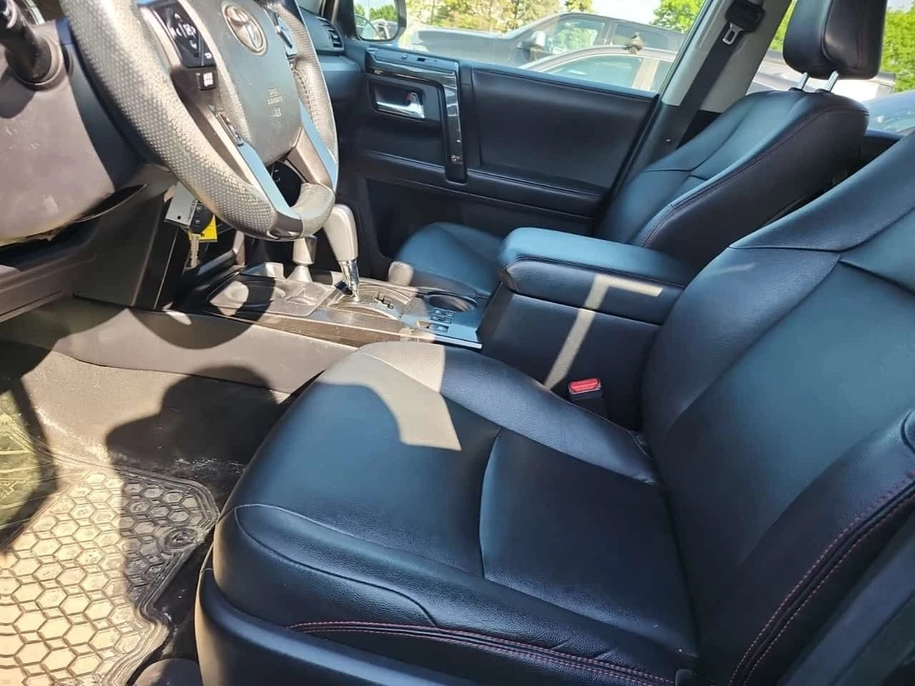 Toyota 4runner SR5/CARFAX/Кожа/ФИНАНСИРАНЕ, снимка 6 - Автомобили и джипове - 54749276