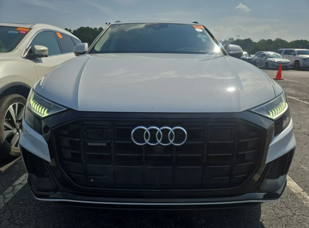 Audi Q8 PRESTIGE , снимка 7 - Автомобили и джипове - 55446490